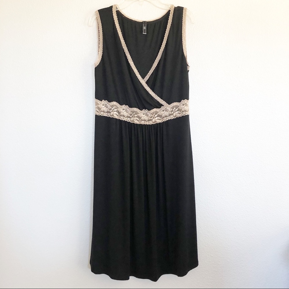 Baju Black Dress w Lace Detail Sz XL